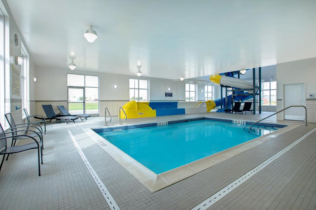 The Landing Hotel & Conference Centre St. Paul Εξωτερικό φωτογραφία