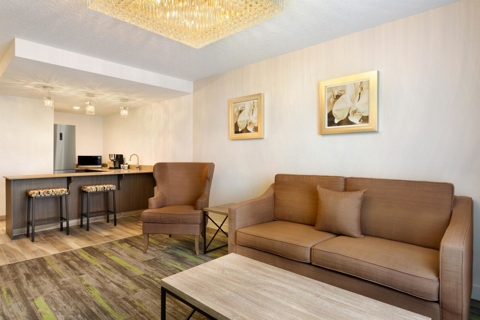 The Landing Hotel & Conference Centre St. Paul Εξωτερικό φωτογραφία