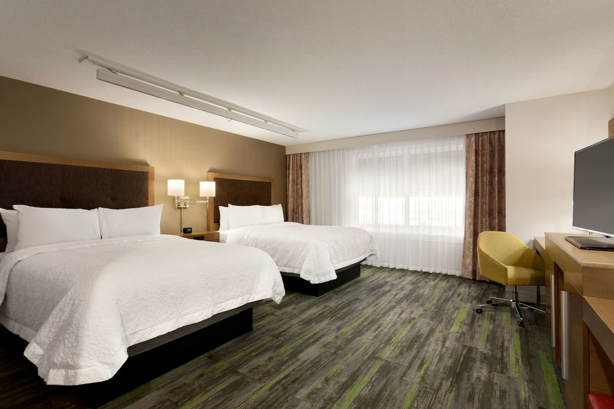 The Landing Hotel & Conference Centre St. Paul Εξωτερικό φωτογραφία